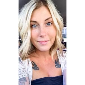 Meet your Posher, Cass